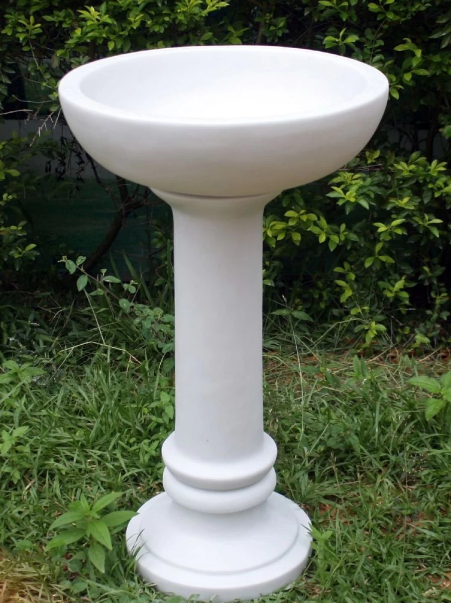 "STATUES & SCULPTURES Coniston Modern Birdbath – Elegant Marble Resin Outdoor Garden Decor"