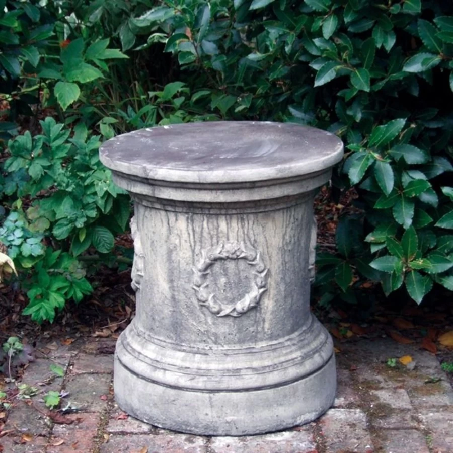 "STATUES & SCULPTURES Laurel Round Column Stone Garden Pedestal for Outdoor Decor"