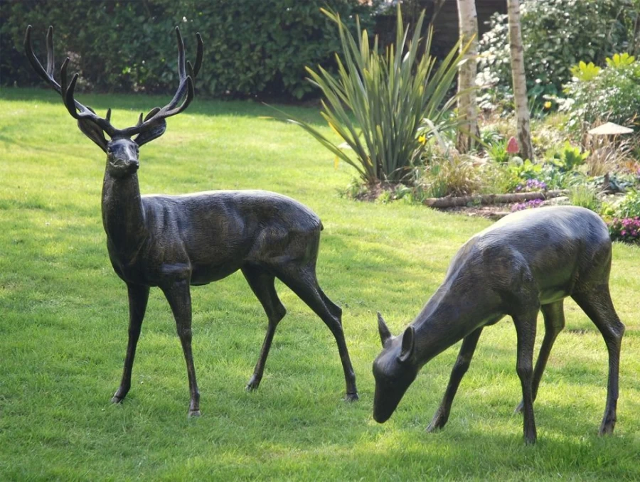"Life-Size Bronze Stag and Doe Garden Statues – STATUES & SCULPTURES Collection"