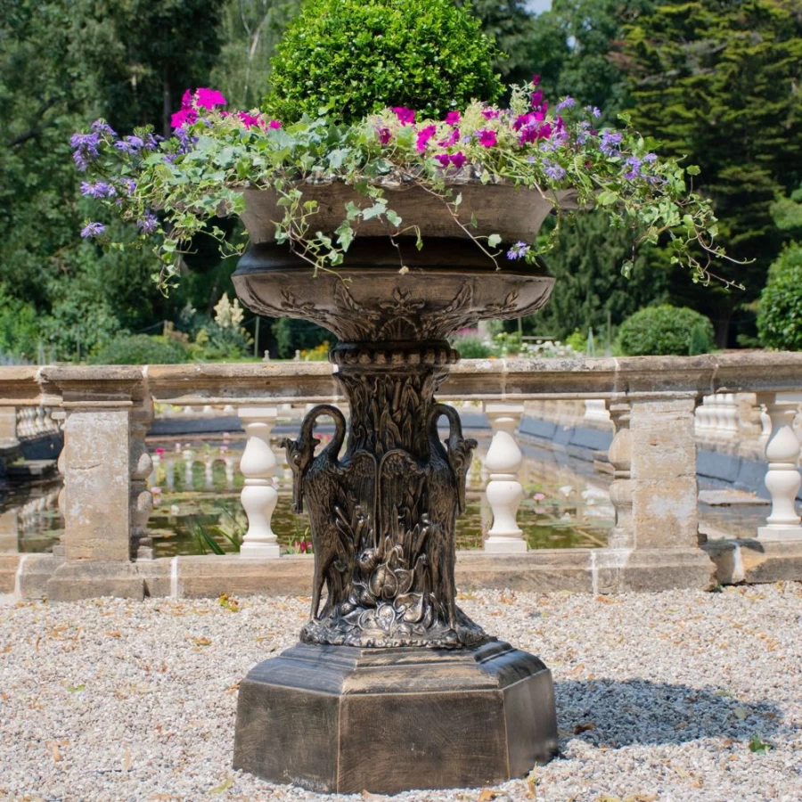 "STATUES & SCULPTURES Grand Swan Urn - Bronze Outdoor Garden Planter for Plants"