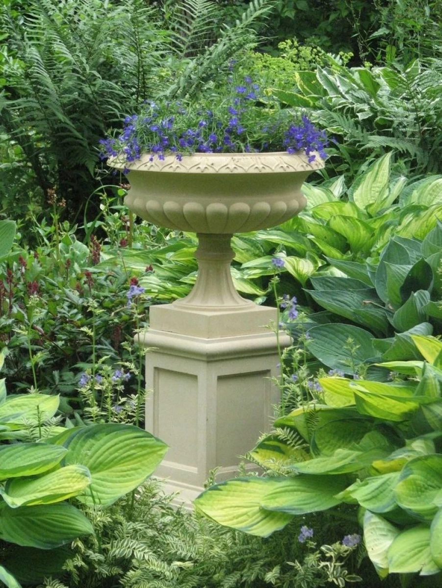 "STATUES & SCULPTURES Georgian Pedestal Tazza Stone Planter for Garden Decor"