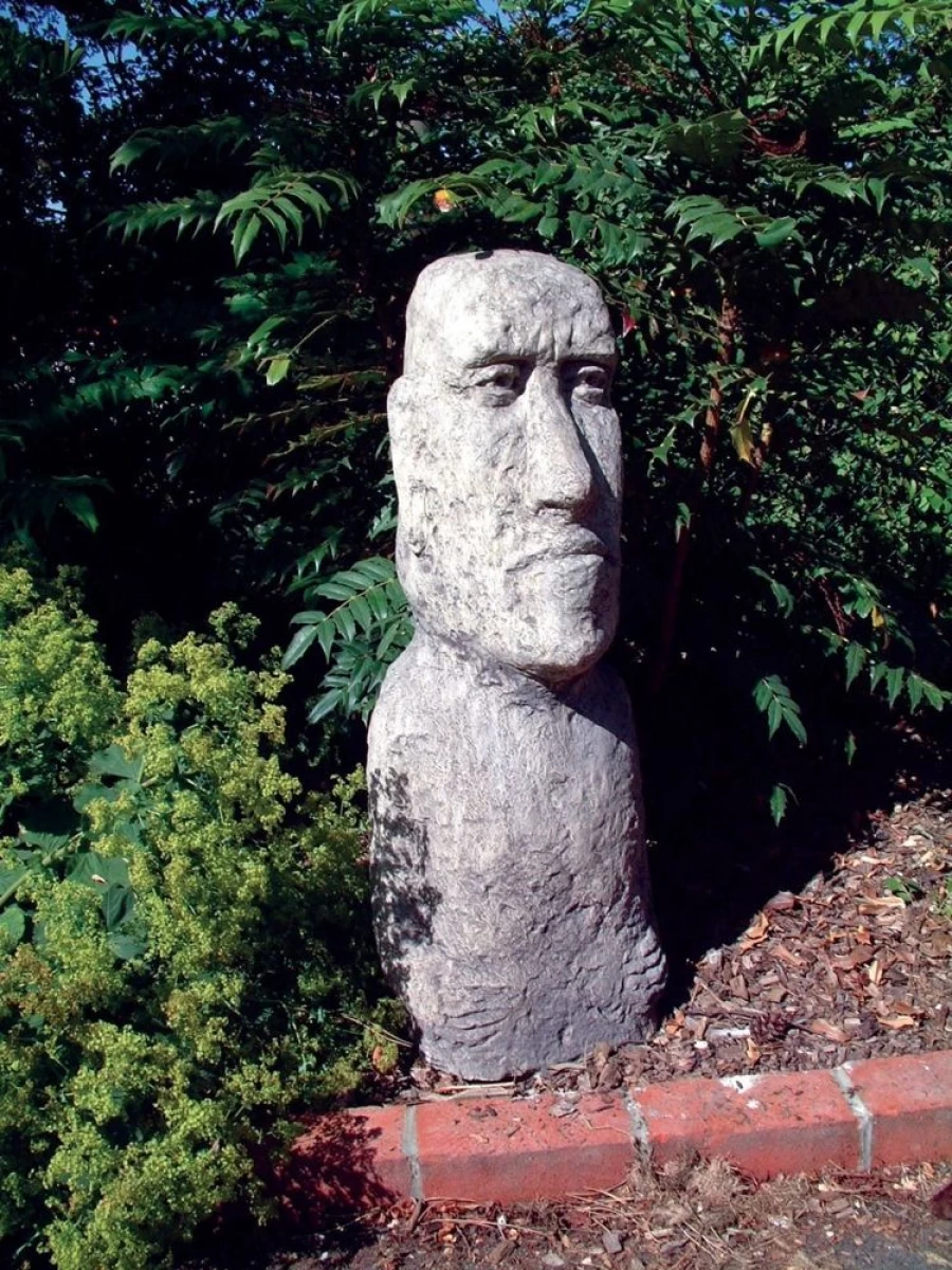 "Moai Easter Island Statue 91cm Tall Outdoor Garden Sculpture by STATUES & SCULPTURES"
