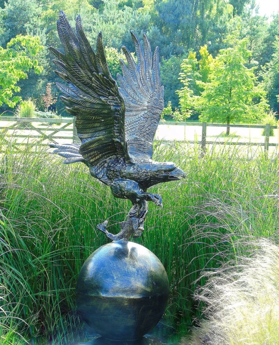 "Life-Size Golden Eagle Bronze Garden Statue – STATUES & SCULPTURES Collection"
