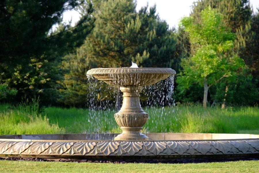 "STATUES & SCULPTURES Grand Single-Tier 3M Sandstone Outdoor Water Fountain Garden Feature"