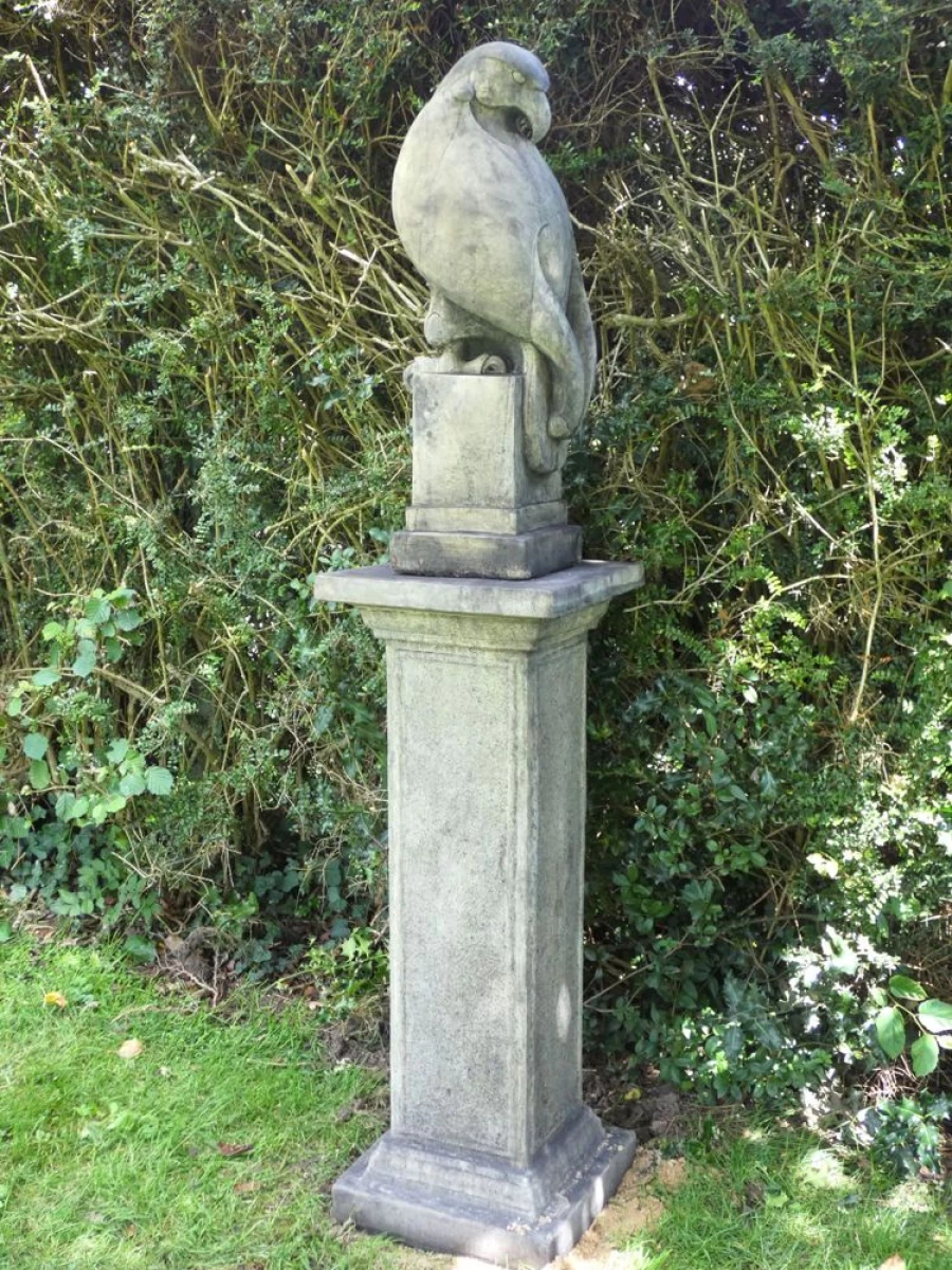 Majestic Eagle Sculpture on Athenian Pedestal - Modern Garden Statue by STATUES & SCULPTURES