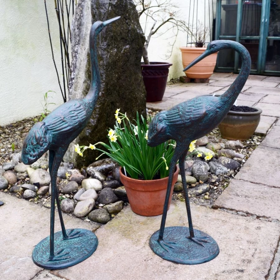 "STATUES & SCULPTURES Bronze Crane Statue - Classic Garden Ornament for Outdoor Decor"