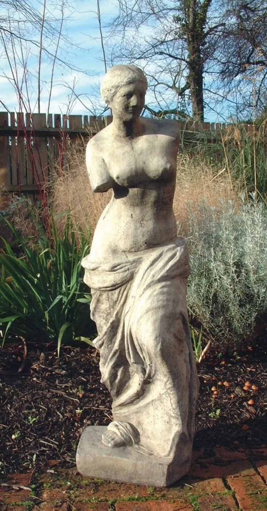"Venus de Milo 114cm White Stone Garden Statue – Classical Greek Sculpture for Outdoor Decor"