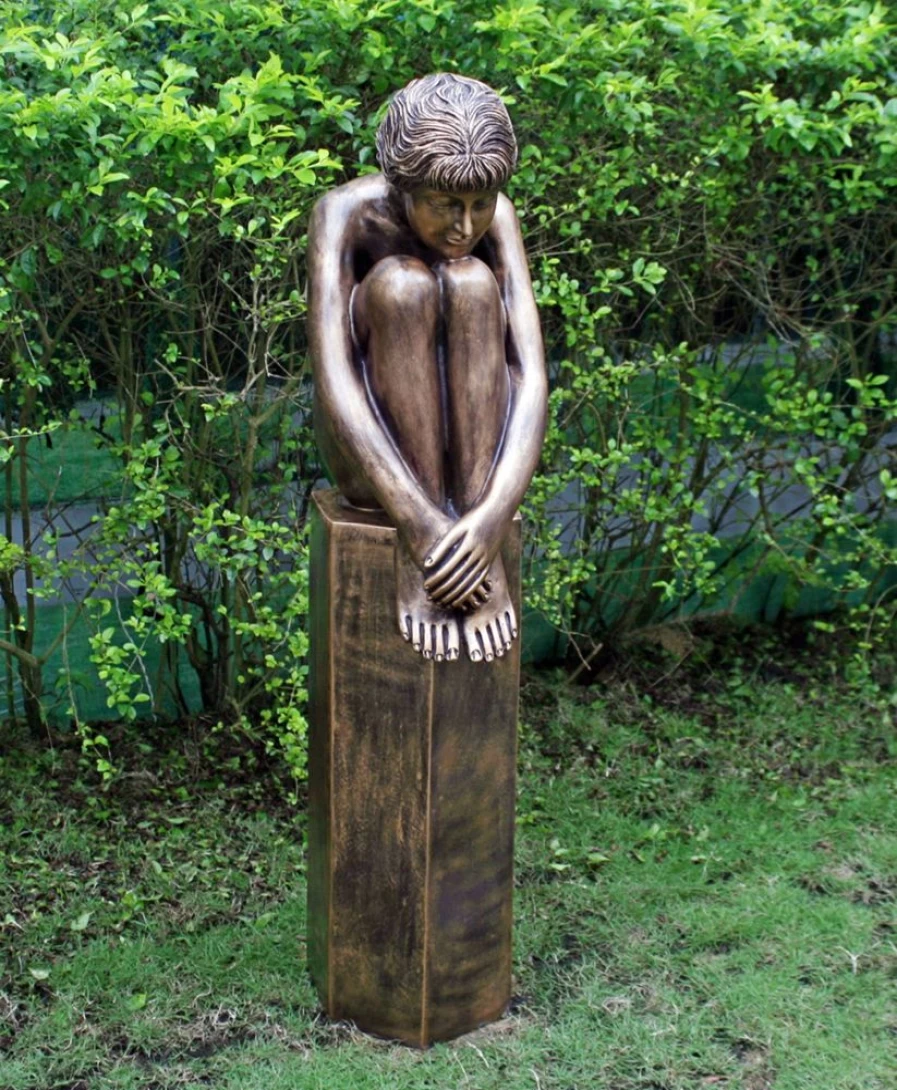 "Bronze Nude Melina Garden Statue on Column – Classical Sculpture by STATUES & SCULPTURES"