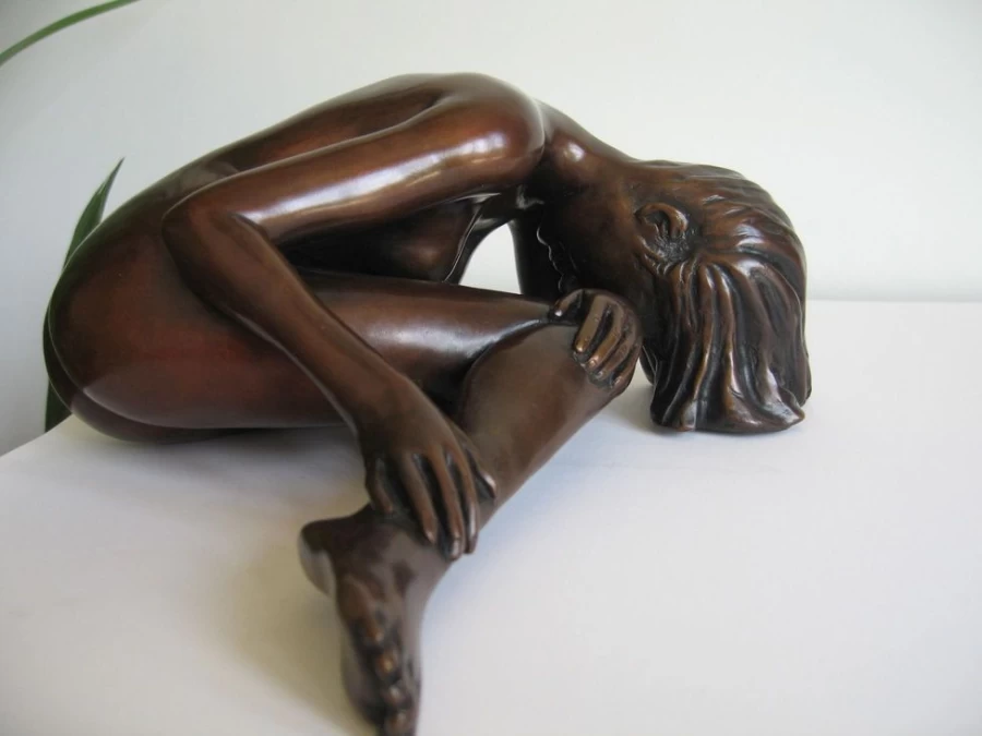 "Alessandra Bronze Figurine - STATUES & SCULPTURES Elegant Indoor Statue"