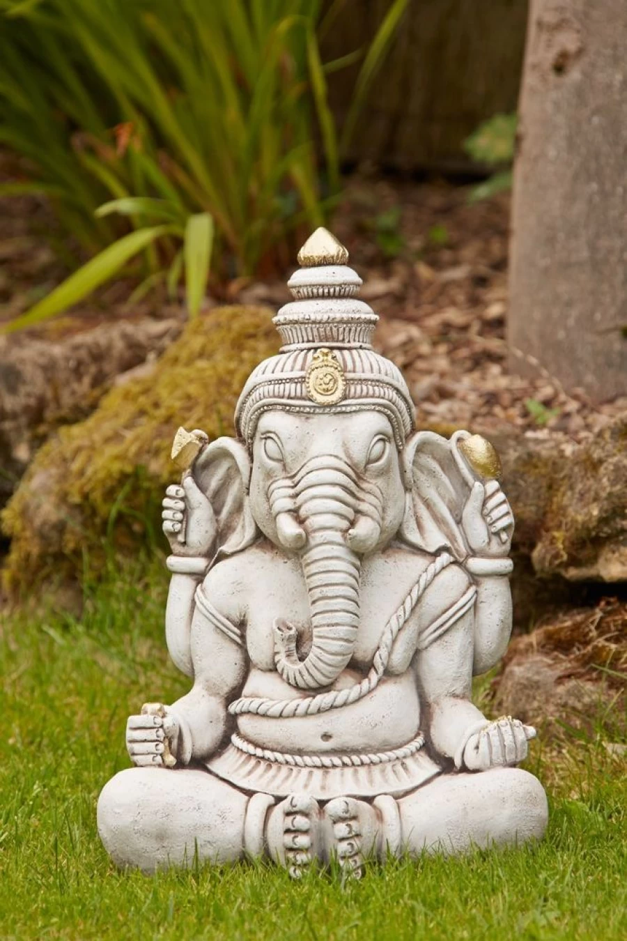 "Hand Carved Buddha Head Statue - Outdoor Garden Stone Sculpture Decor by STATUES & SCULPTURES"