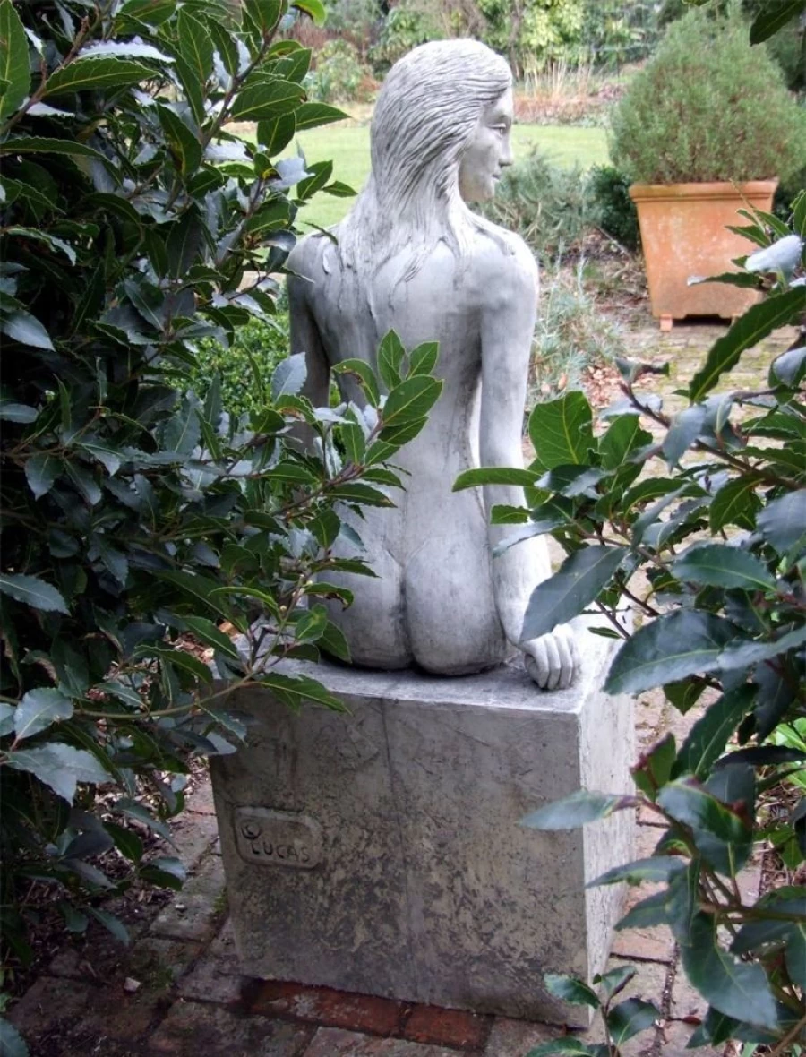 "120cm Nude Female Stone Garden Statue Outdoor Sculpture by STATUES & SCULPTURES"