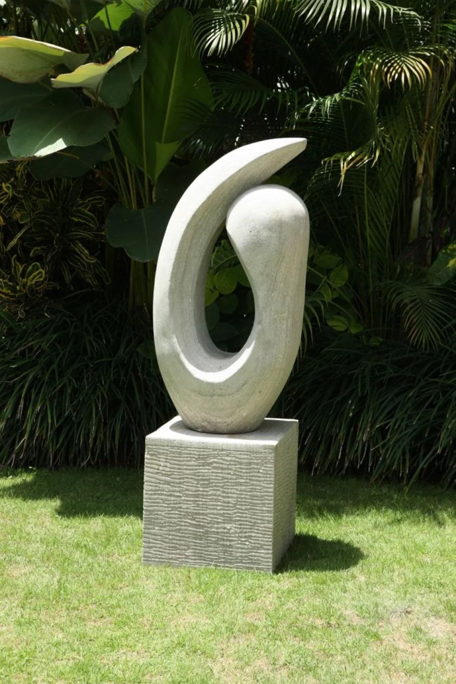 "STATUES & SCULPTURES Modern Stone Garden Art - Perplexity Contemporary Outdoor Statue"