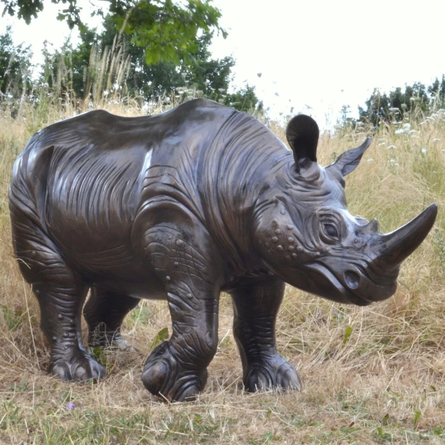 "STATUES & SCULPTURES Rhino Bronze Garden Statue - Handcrafted Metal Art for Outdoor Decor"