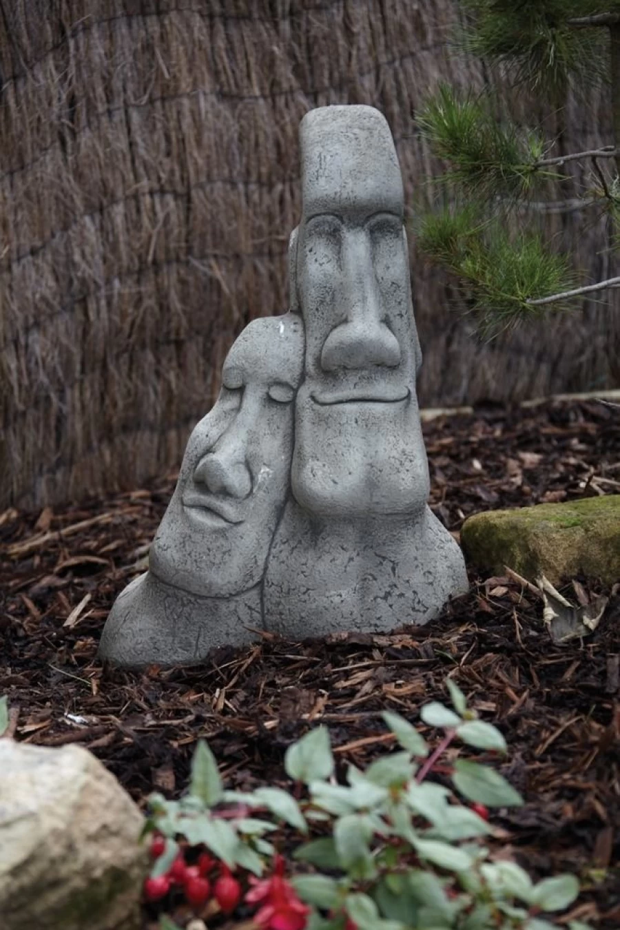 "Leaning Easter Island Heads Garden Statue - Handcrafted Stone Moai Sculpture for Outdoor Decor"
