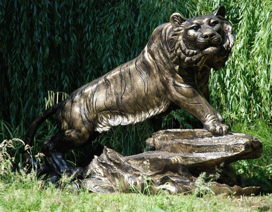 "Life-Size Bengal Tiger Bronze Statue for Garden – STATUES & SCULPTURES"