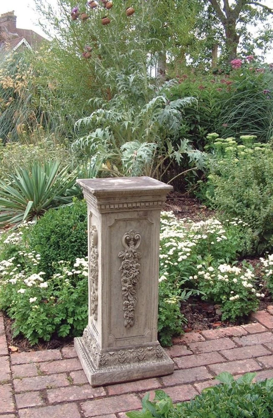 "STATUES & SCULPTURES Floral Column Pedestal - Decorative Stone Garden Stand for Outdoor Decor"