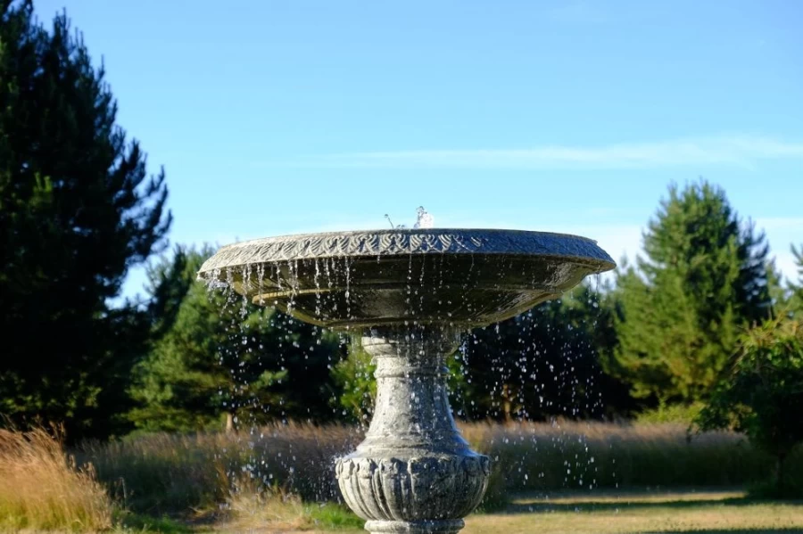 "STATUES & SCULPTURES Grand Single-Tier 3ft Emerald Marble Stone Water Fountain - Outdoor Garden Feature"