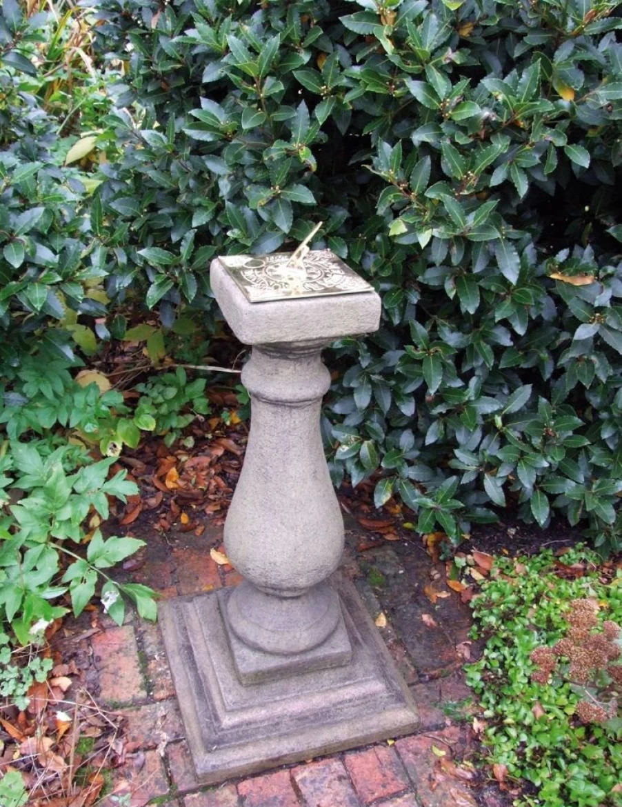 "STATUES & SCULPTURES Brass Baluster Garden Sundial – Antique Stone Outdoor Decor"