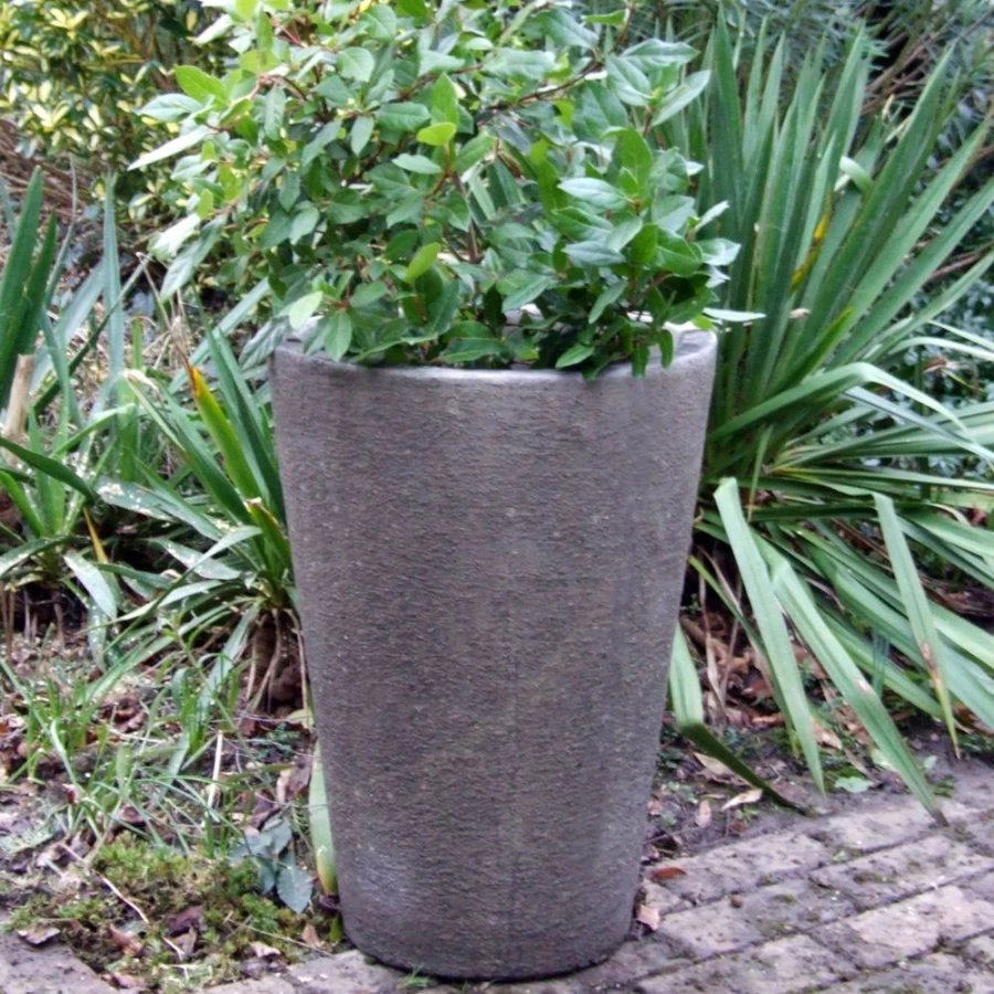 "STATUES & SCULPTURES Grand Long Tom Vase - Large Stone Garden Planter for Outdoor Decor"